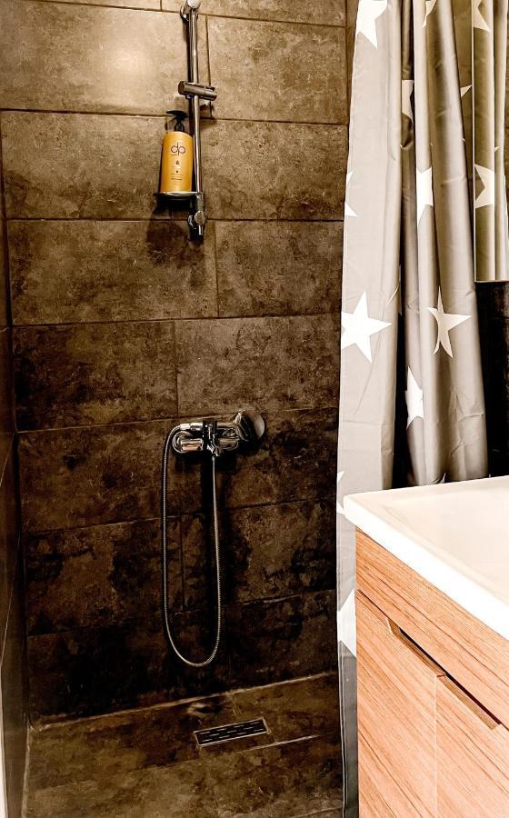 5 Mins To Airport Private Villa Room Istanbul Exteriör bild